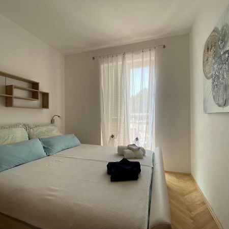 Ferienwohnung Molnar Premantura Exterior foto