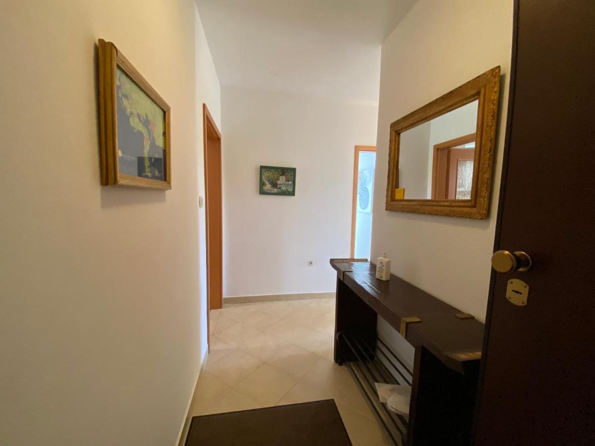 Ferienwohnung Molnar Premantura Exterior foto