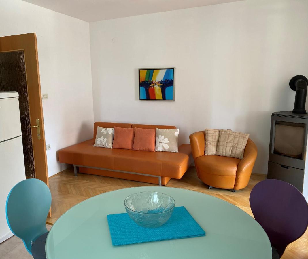 Ferienwohnung Molnar Premantura Exterior foto